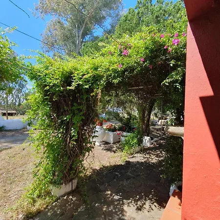 Rural El Vaqueril מלון 2*