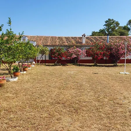Rural El Vaqueril מלון 2*