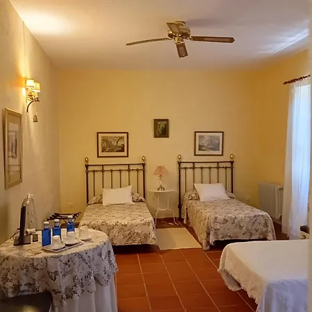 מלון Rural El Vaqueril